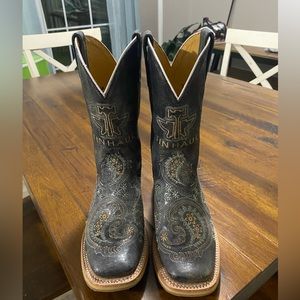 Tin Haul Women’s Cowgirl Boots